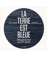 La Terre est bleue